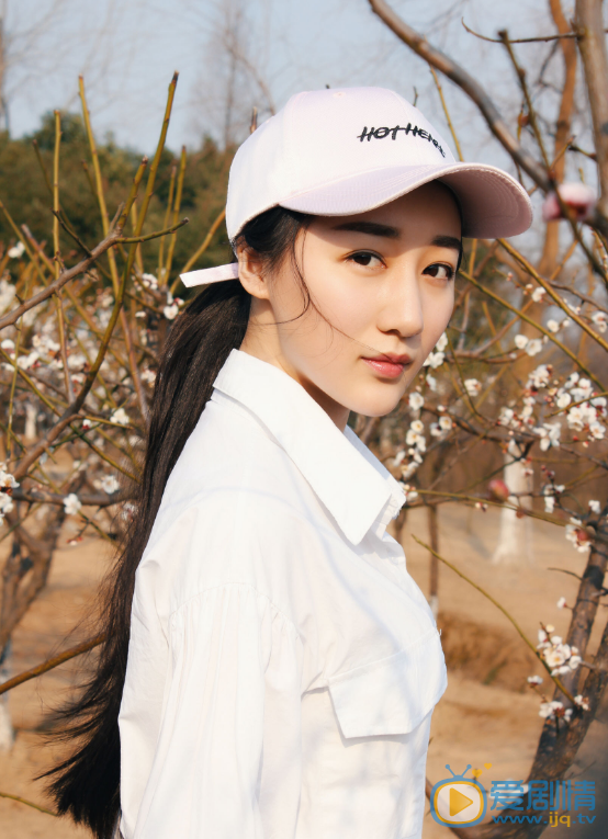 常芮個人資料簡介 常芮演藝經歷 常芮高清生活照圖片