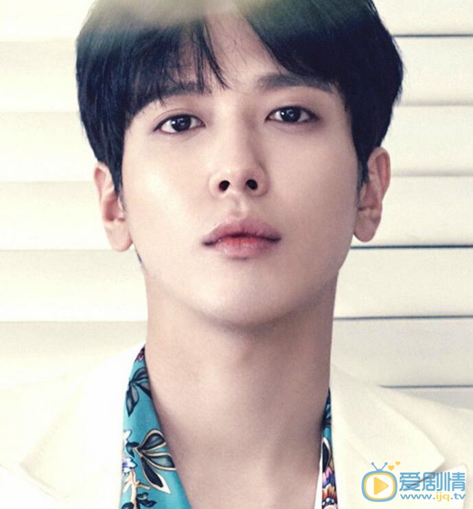 鄭容和寫真 鄭容和個人資料介紹