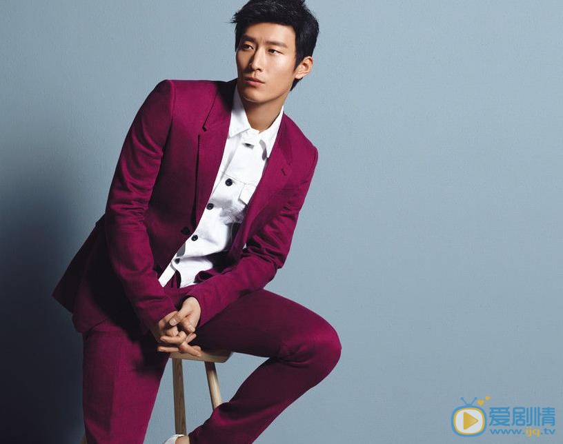 竇驍的家庭背景是什麼？竇驍的父母是乾什麼的？竇驍是富二代嗎？