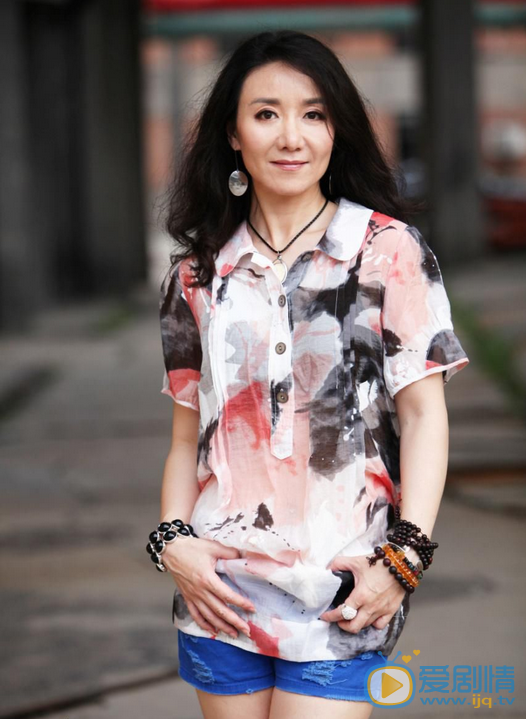 歡樂頌2樊勝美嫂子是誰演的?樊勝美嫂子扮演者趙千紫個人資料及生活照欣賞