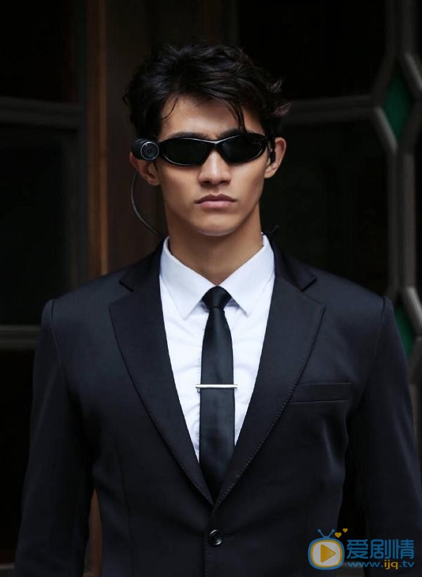 媚者無疆刑風是誰演的？刑風扮演者李子峰個人資料、寫真及生活照欣賞