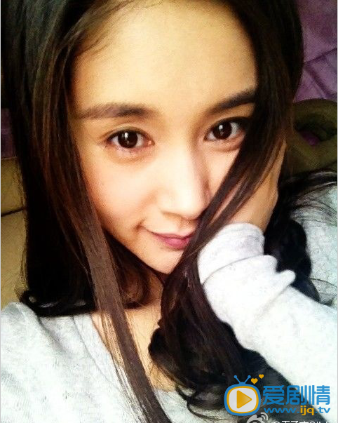 歡樂頌扮演者王子文生活照欣賞