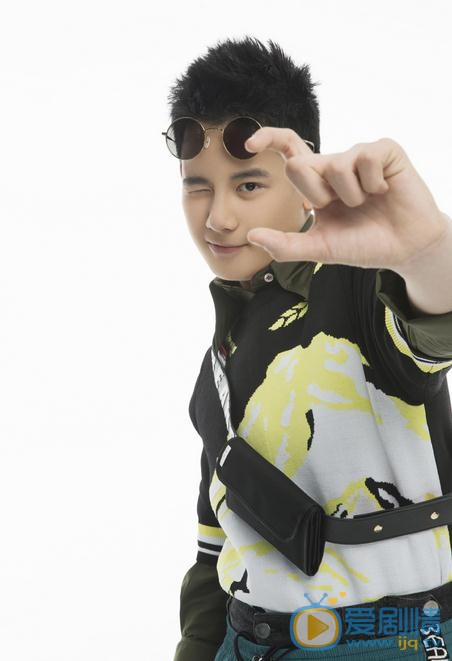 電視劇老男孩蕭晗是誰演的？蕭晗扮演者胡先煦個人資料、寫真及生活照欣賞