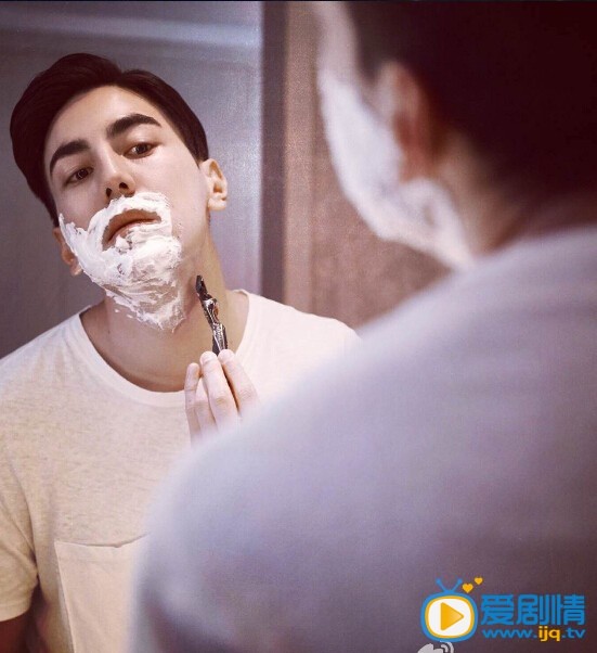 小丈夫喬治的扮演者是誰?喬治是誰演的?小丈夫喬治的扮演者白梓軒個人資料及高清生活照欣賞