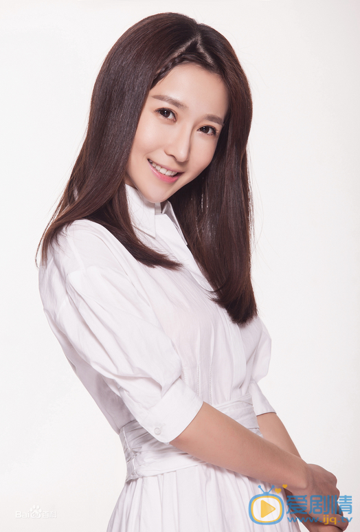 周奕彤個人資料簡介 周奕彤家庭背景及個人經歷介紹 周奕彤寫真生活照