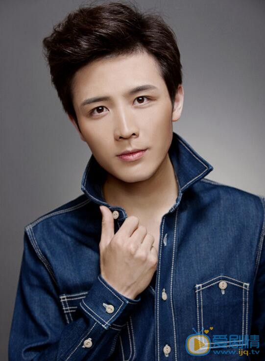 李星佑寫真 李星佑個人資料介紹