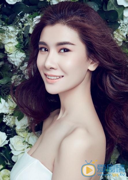 我的體育老師代安芬是誰演的？我的體育老師代安芬扮演者王笛個人資料、寫真及生活照欣賞