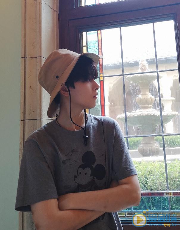 小女花不棄莫若菲是誰扮演的？莫若菲扮演者刑恩個人資料、寫真及生活照欣賞