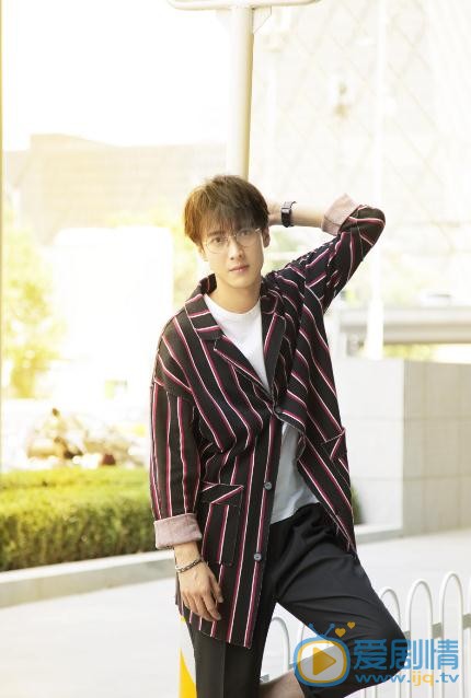 特化師王霄是誰演的？王霄扮演者應昊茗個人資料、寫真及生活照欣賞