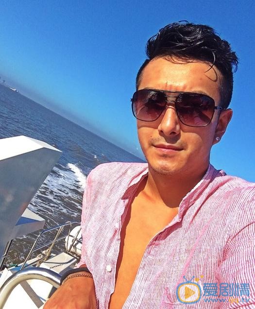 急診科醫生海洋扮演者啟傑個人資料、寫真生活照