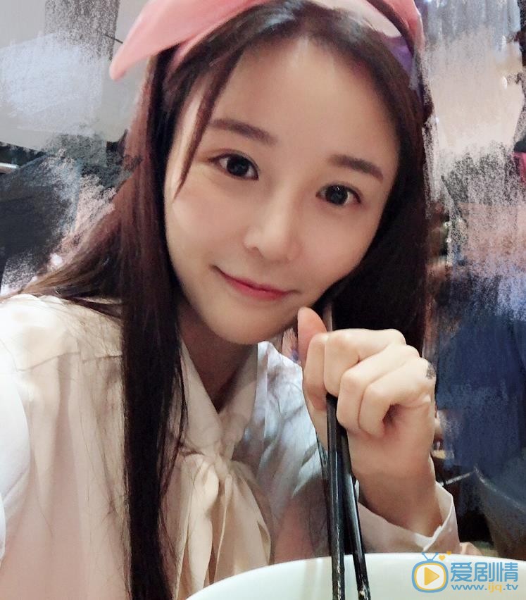 國寶奇旅田慧是誰飾演的？田惠扮演者秦杉個人資料、寫真及生活照欣賞