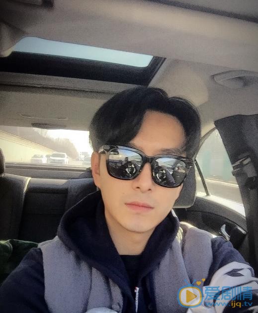 急診科醫生海洋扮演者啟傑個人資料、寫真生活照