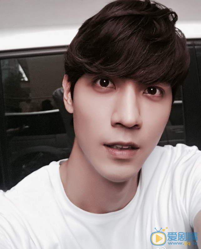 繁星四月傅夏是誰演的?傅夏扮演者任言愷個人資料及生活寫真照欣賞