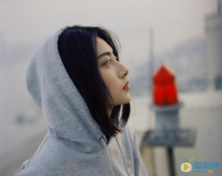 王若珊個人資料簡介 王若珊個性大片