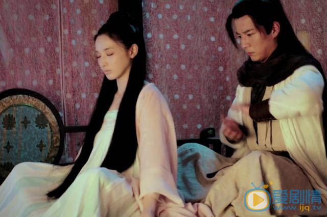 東宮九公主小楓為何會中毒吐血？