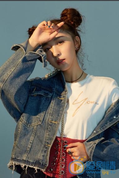 我站在橋上看風景林佳佳是誰演的？我站在橋上看風景林佳佳扮演者宋奕星個人資料、寫真及生活照欣賞