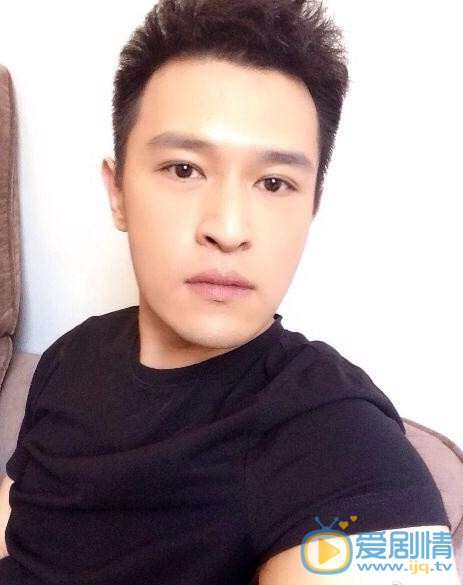 天衣無縫貴翼是誰扮演的？貴翼扮演者胡海峰個人資料、寫真及生活照欣賞