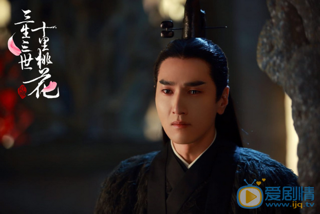  三生三世十里桃花素素跳下誅仙台死了嗎？素素怎么變成白淺的？