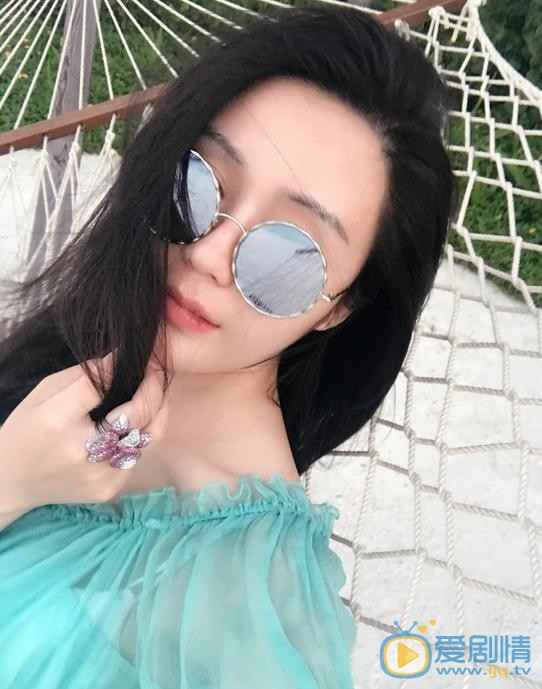 醉玲瓏武娉婷是誰演的？醉玲瓏武娉婷扮演者湯晶媚個人資料、寫真及生活照欣賞