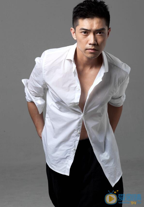  那年花開月正圓查坤是誰演的？查坤扮演者李藝科個人資料介紹及生活寫真照欣賞