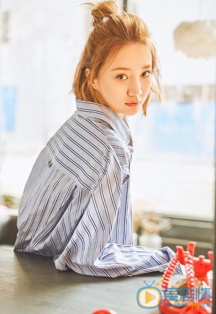 巴清傳姬芥蘭是誰演的？姬芥蘭扮演者鄭雅文個人資料、寫真及生活照欣賞