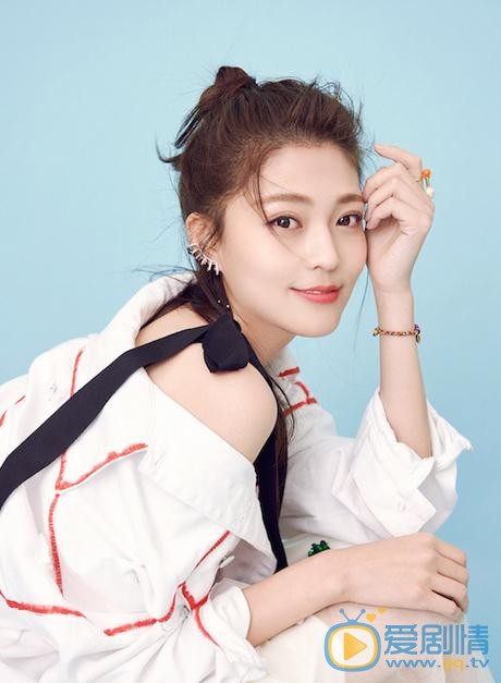 老男孩費文麗是誰演的？費文麗扮演者王妍之個人資料、寫真及生活照欣賞