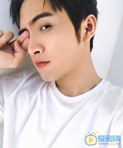 麗姬傳嬴政是誰扮演的？麗姬傳扮演者張彬彬個人資料、寫真及生活照欣賞