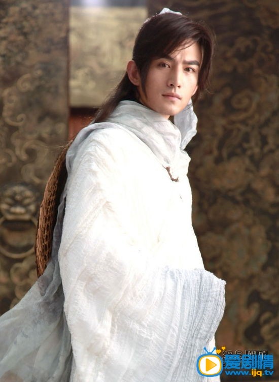 天目瞳扮演者張曉晨古裝照欣賞