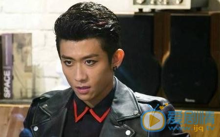 柒個我是根據小說改編的嗎？柒個我是根據哪部小說改編而成？