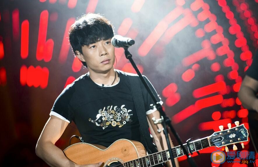 歌手趙雷的《成都》為什麼能夠大火？趙雷受歡迎原因分析