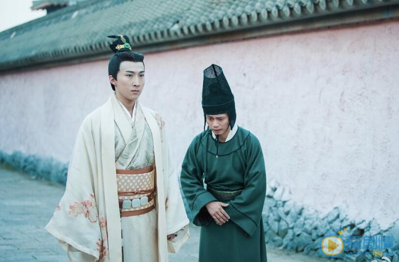 崔紹涵參演網劇《屏里狐》 崔紹涵飾演霸道太子穆肅羽 崔紹涵個人資料介紹