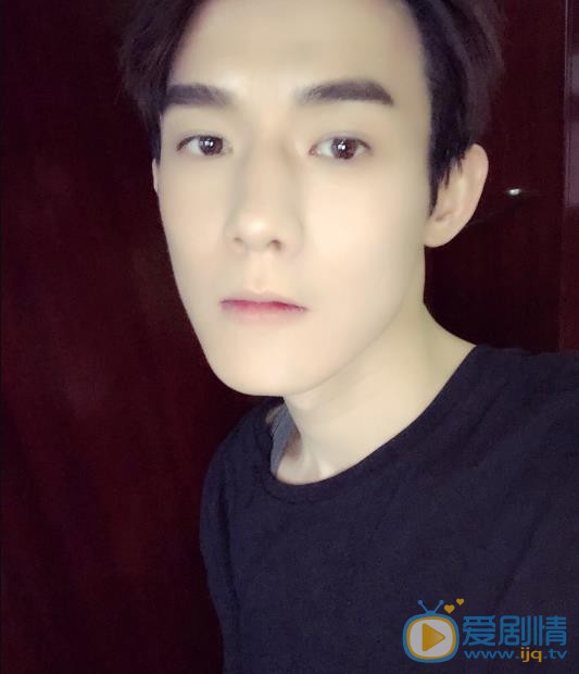 沙海楊好是誰扮演的？沙海楊好扮演著朱戩個人資料、寫真生活照