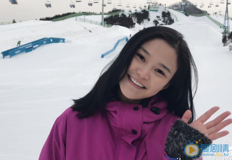 急診科醫生黨珍妮扮演者岳以恩個人資料、寫真生活照