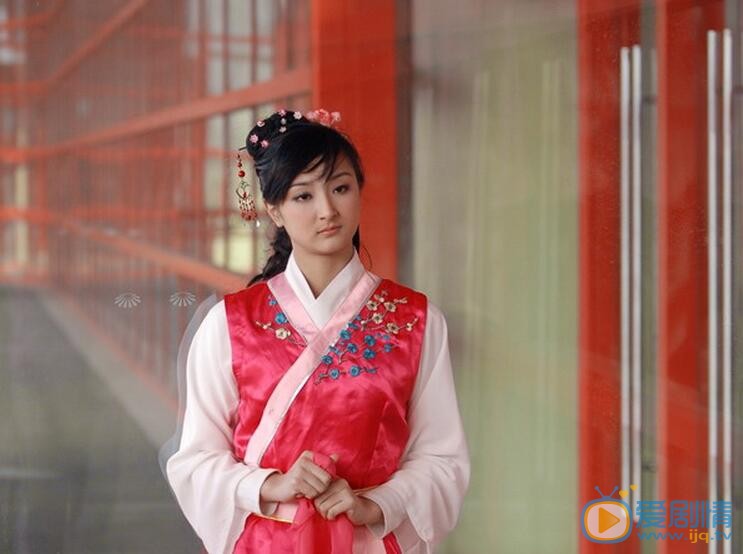 殷葉子《新紅樓夢》劇照 殷葉子個人資料簡介