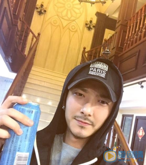 急診科醫生海洋扮演者啟傑個人資料、寫真生活照