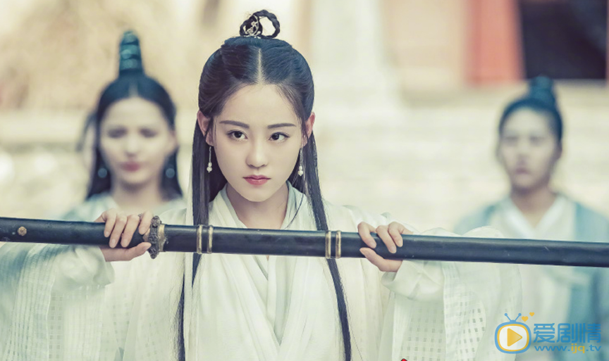 倚天屠龍記結局趙敏我偏要勉強 和周芷若張無忌之間愛恨情仇