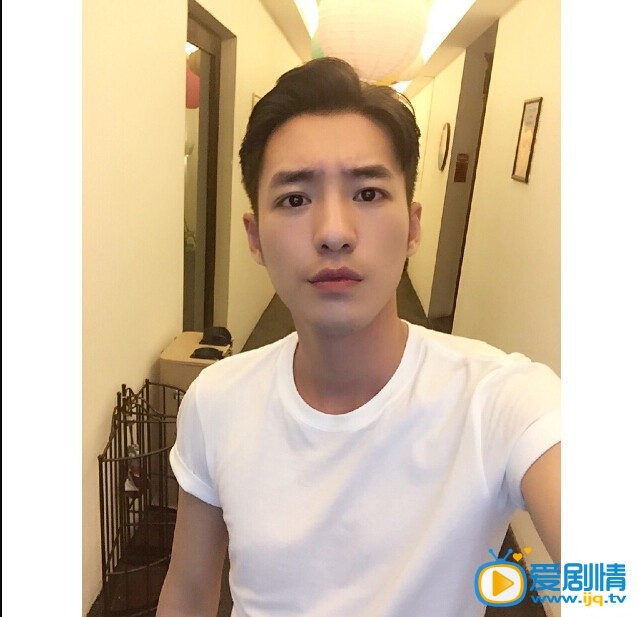 黃世超個人資料介紹簡介黃世超生活照