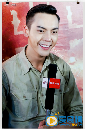 大轟炸首場發布會 劉燁帶眾演員搞怪（視頻）