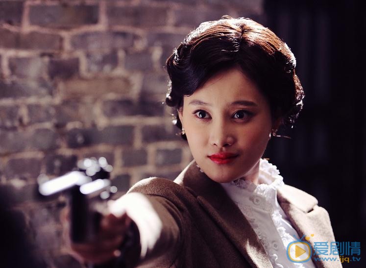 牛麗燕個人資料簡介 牛麗燕《炮神》寫真