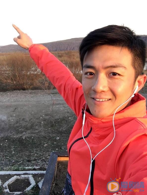  那年花開月正圓王世均是誰演的？王世均扮演者李澤鋒個人資料及生活寫真照欣賞