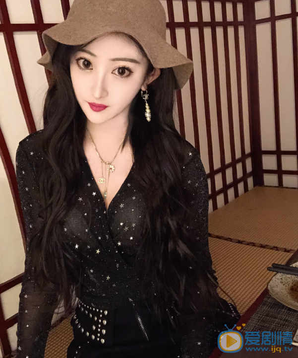 李珊頡個人資料簡介 李珊頡演藝經歷 李珊頡寫真圖片