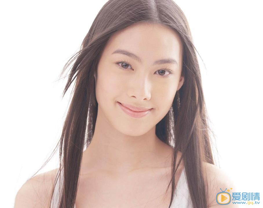 梁洛施個人資料簡介 梁洛施家庭背景 梁洛施早期經歷