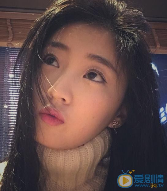 兒科醫生齊星是誰演的？兒科醫生齊星扮演者張穎個人資料、寫真及生活照欣賞