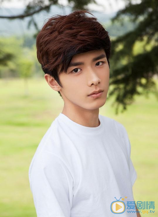 美人為餡穆方城(M)是誰扮演的?穆方城(M)扮演者趙弈欽個人資料、寫真及生活照欣賞