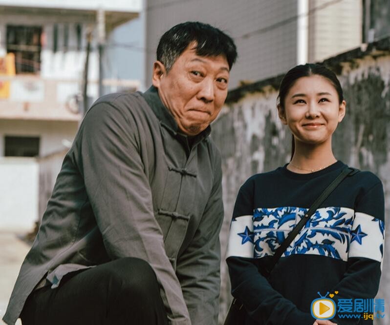 小鎮大法官劇照劇情介紹