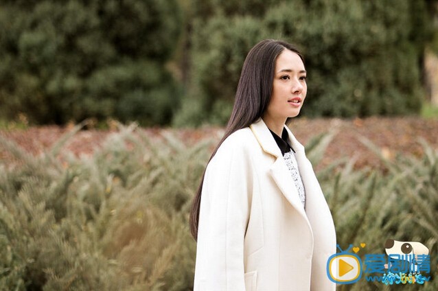 《神犬小七》曝光女主角公主劇照 郭碧婷變色衣服搶眼