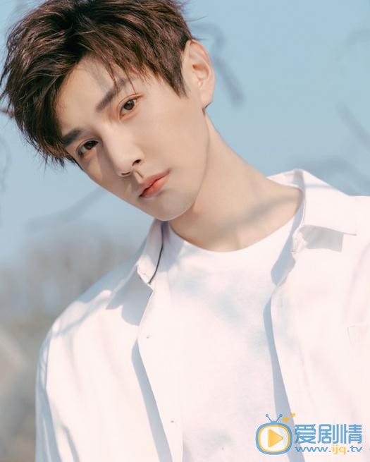 軒轅劍之漢之雲徒維是誰扮演的？軒轅劍之漢之雲徒維扮演者彥希個人資料、寫真及生活照欣賞