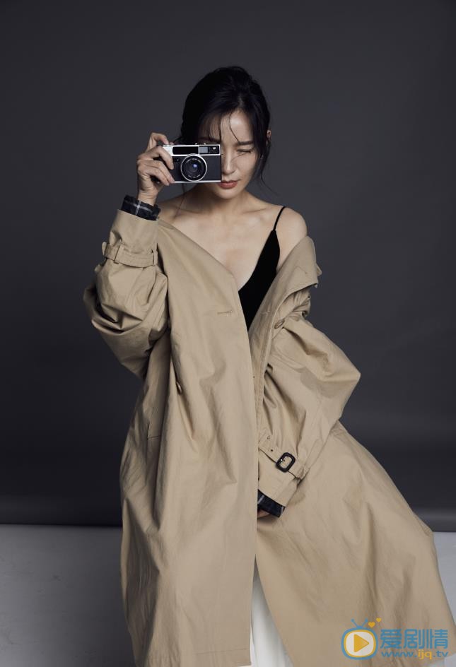 大江大河戴鳳嬌是誰飾演的？戴鳳嬌飾演者施詩個人資料、寫真及生活照欣賞