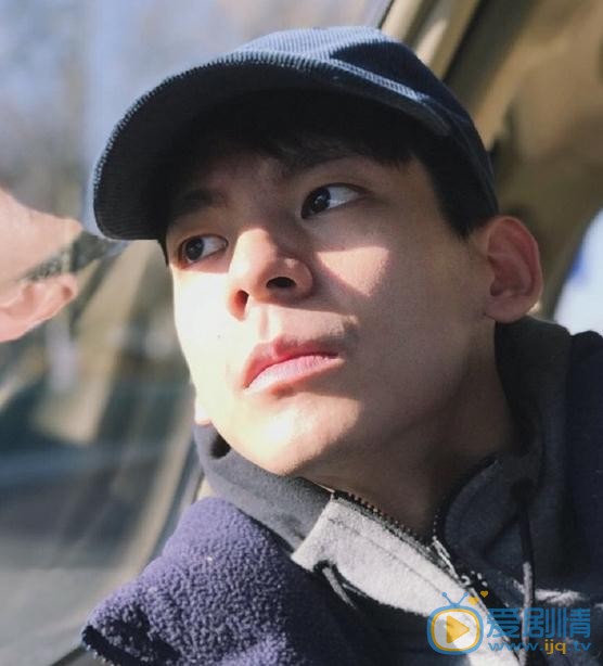 小女花不棄東方拓是誰演的？東方拓扮演者林柏宏個人資料、寫真及生活照欣賞