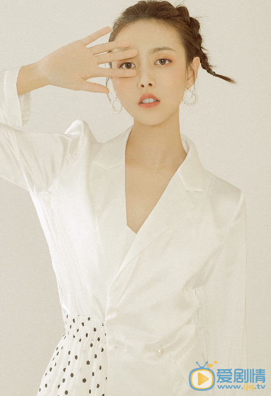 朱近桐個人資料簡介 朱近桐演藝經歷 朱近桐甜美寫真